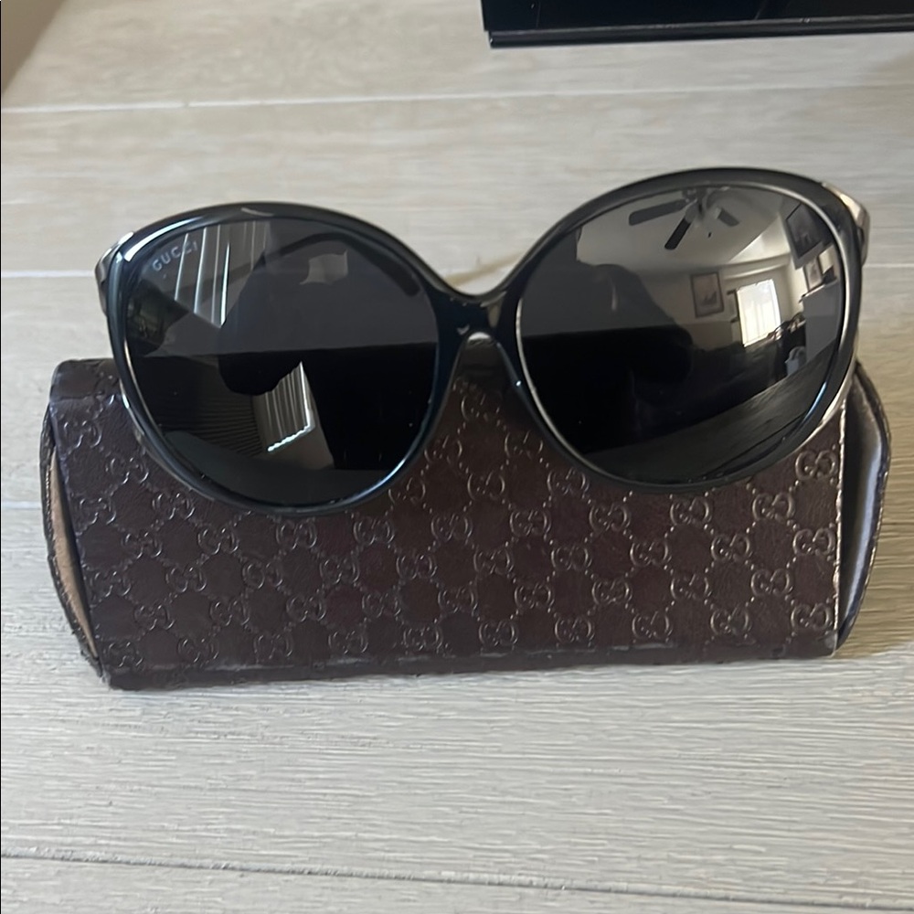 Gucci Black Women's Sunglasses